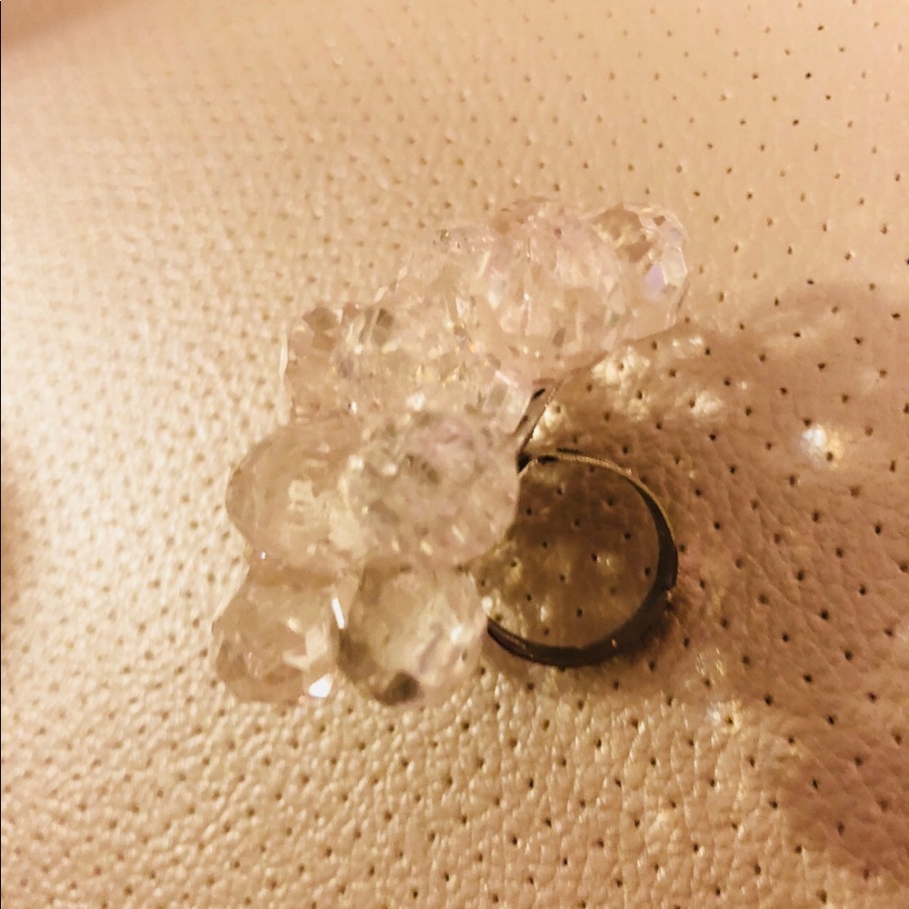 Flower ring - Picture 2 of 2